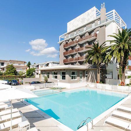 Hotel Bernard San Benedetto del Tronto Eksteriør bilde