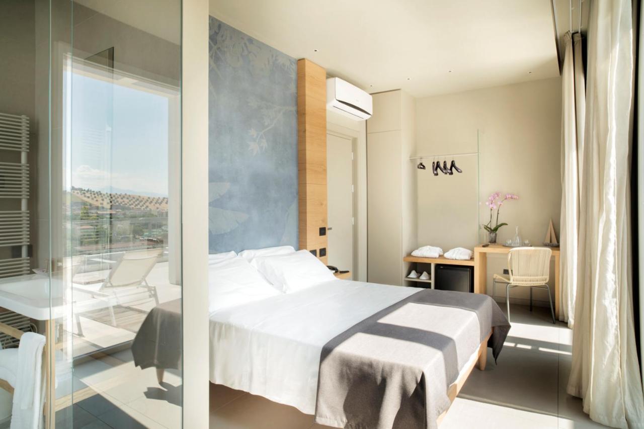 Hotel Bernard San Benedetto del Tronto Eksteriør bilde