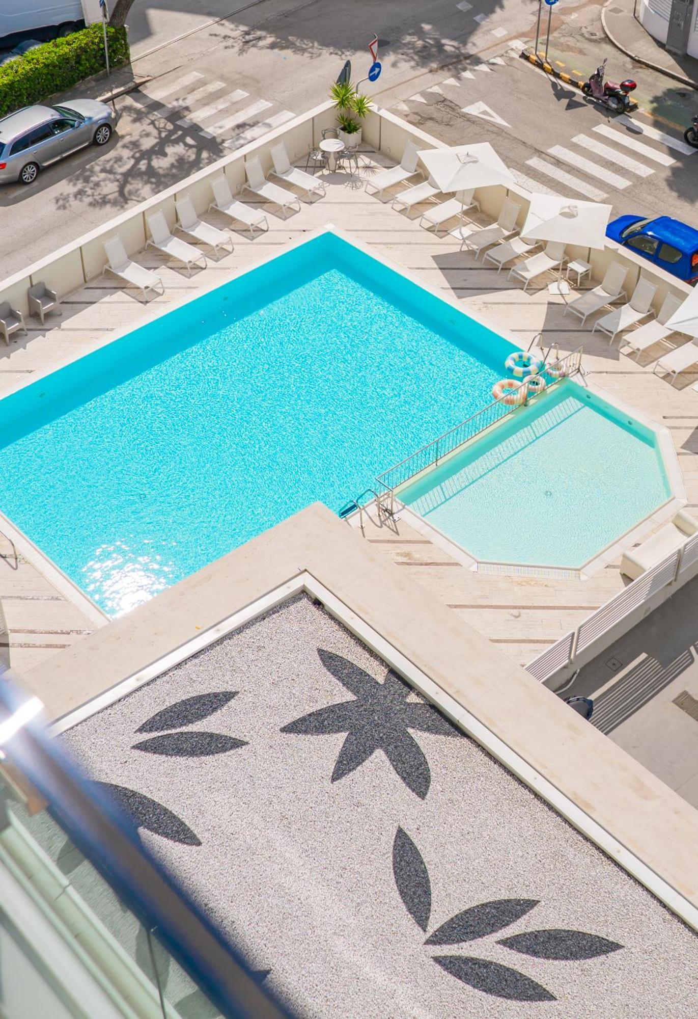 Hotel Bernard San Benedetto del Tronto Eksteriør bilde