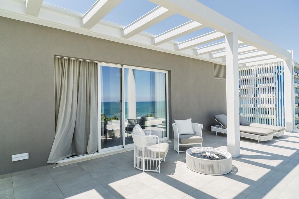 Hotel Bernard San Benedetto del Tronto Eksteriør bilde