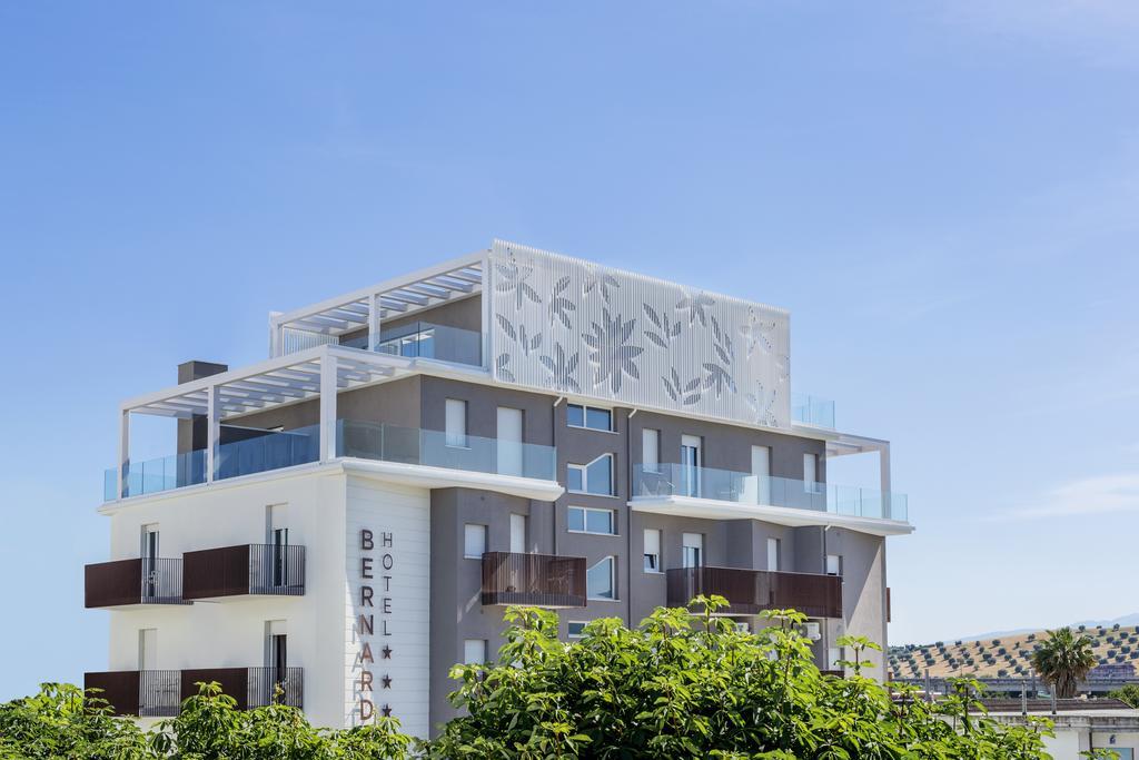 Hotel Bernard San Benedetto del Tronto Eksteriør bilde