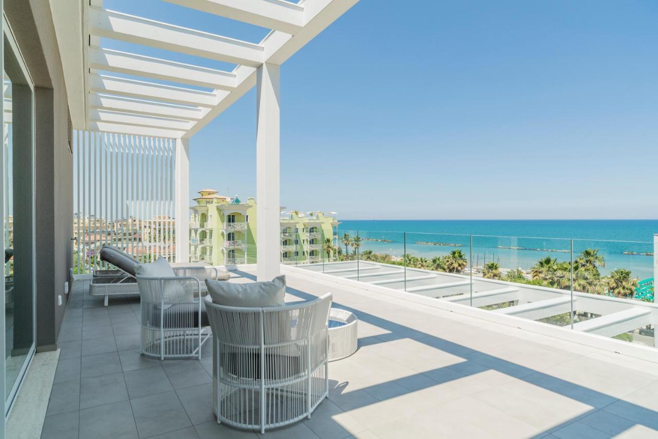 Hotel Bernard San Benedetto del Tronto Eksteriør bilde